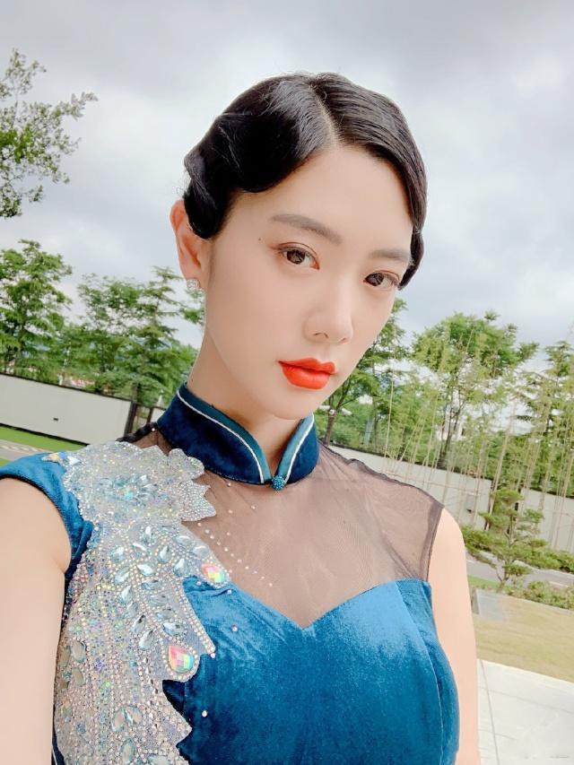伊人app黄色直播入口 热门5